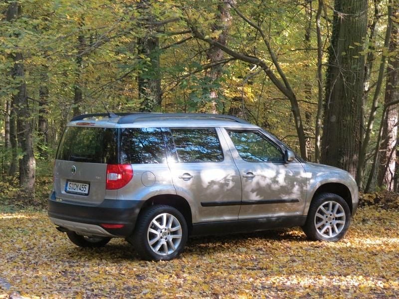 Gebraucht Skoda Yeti Ambition 140 PS (102 kW) 2012 Beige SUV