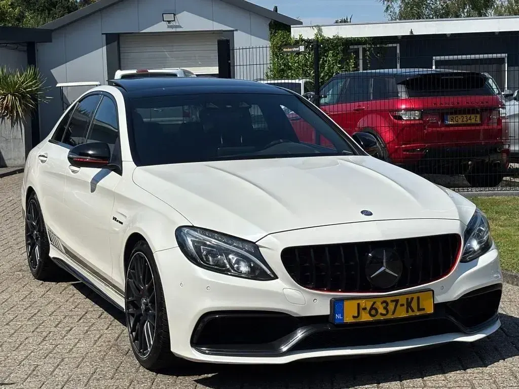 Gebraucht Mercedes C63 AMG AMG Edition 1 477 PS (350 kW) 2015 Weiß Limousine