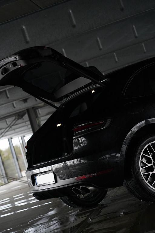 Gebraucht Porsche Macan S 354 PS (260 kW) 2020 Schwarz SUV