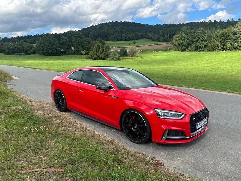 Gebraucht Audi S5 Sport 354 PS (260 kW) 2017 Rot Coupé