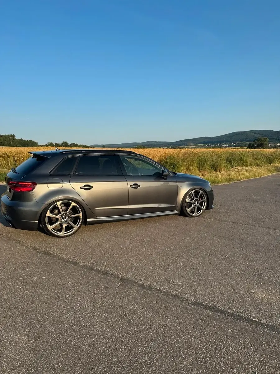 Gebraucht Audi RS3 367 PS (269 kW) 2015 Grau Limousine