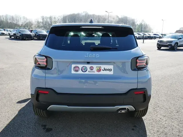 Neu Jeep Avenger Summit 110 PS (80 kW) 2026 Grau SUV