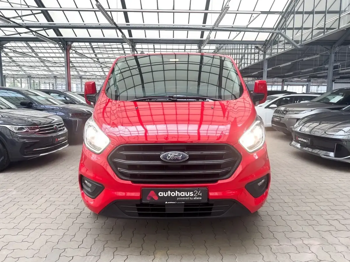 Gebraucht Ford Transit Custom Trend 131 PS (96 kW) 2022 Rot Van