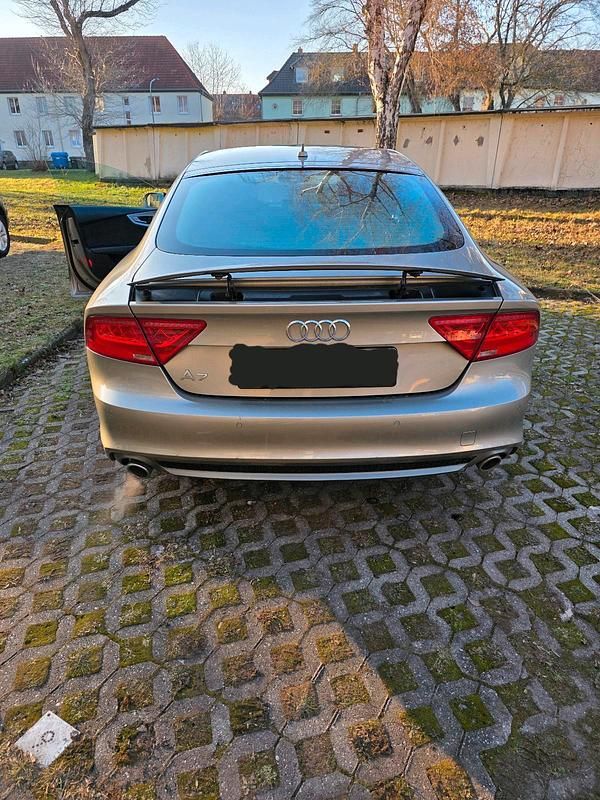 Gebraucht Audi A7 S-Line 245 PS (180 kW) 2011 Gold Kleinwagen