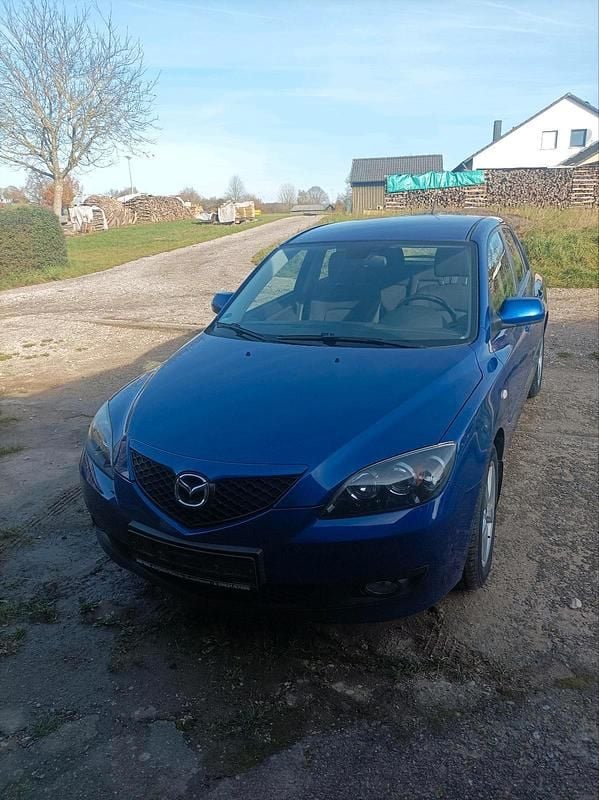 Blau Gebraucht 2006 Mazda 3 Limousine | 540 € - Bild 1/4