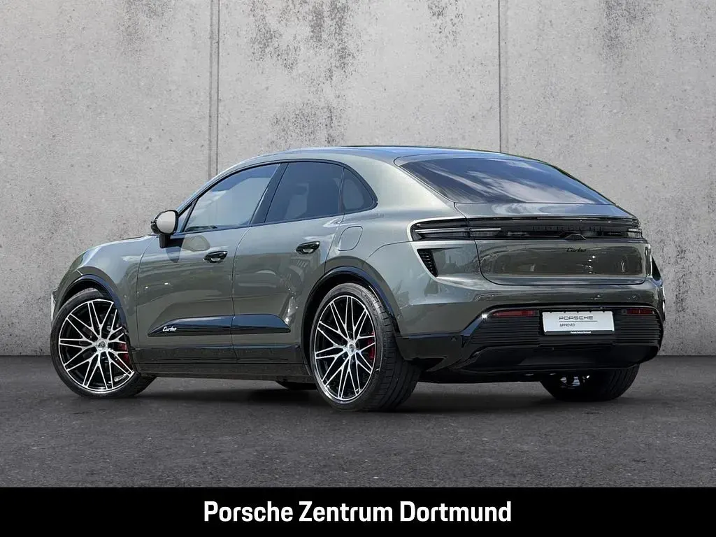 Gebraucht Porsche Macan Turbo 469 kW (639 PS) 2024 Grün SUV