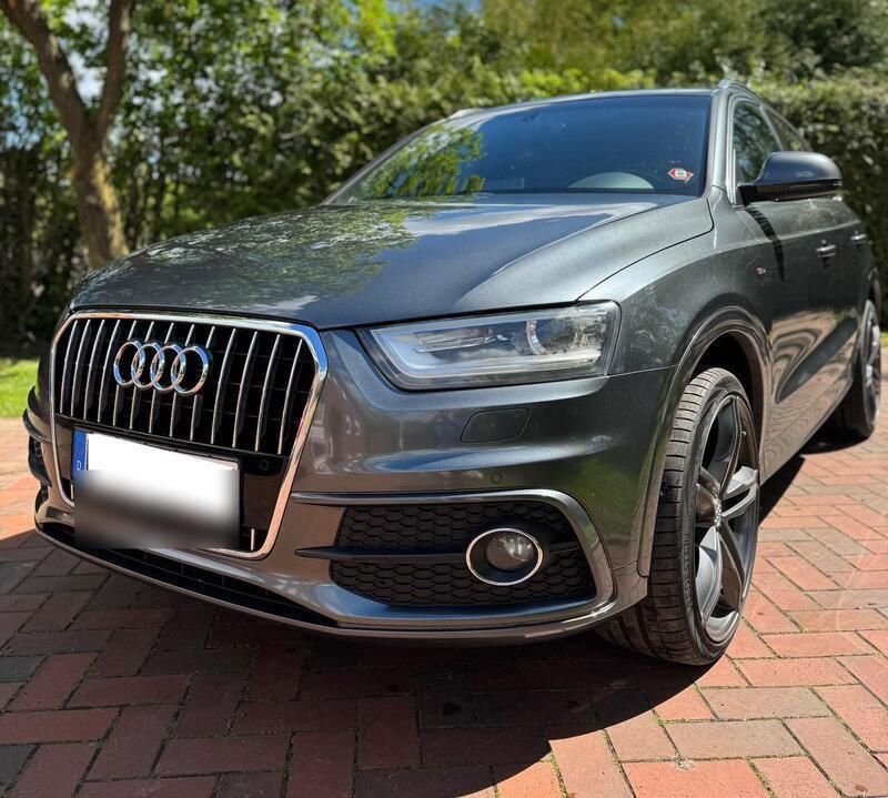 Grau Gebraucht 2013 Audi Q3 S-Line SUV | 12.900 € (Fairer Preis) - Bild 1/4