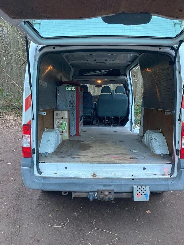 Gebraucht Ford Transit 103 PS (75 kW) 2007 Weiß Van / Kleinbus