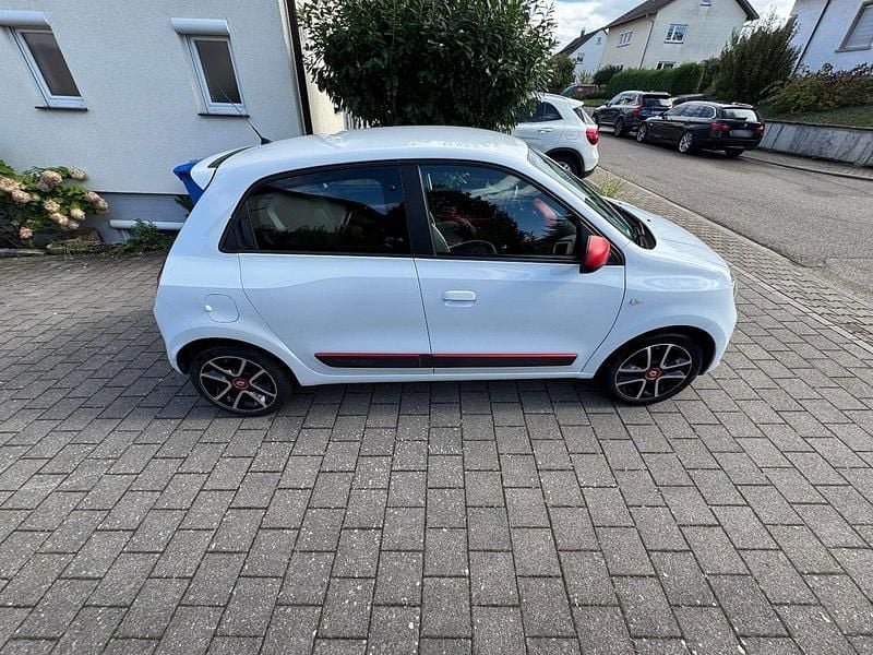 Gebraucht Renault Twingo Luxe 90 PS (66 kW) 2015 Weiß Kleinwagen