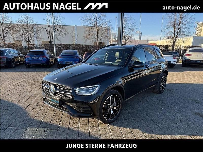 Andere Gebraucht 2021 Mercedes GLC300e AMG SUV | 37.839 € (Etwas zu teuer) - Bild 1/4