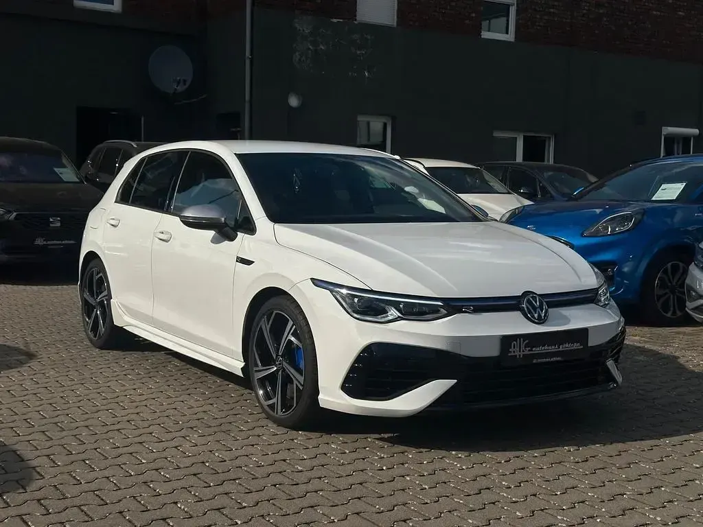 Gebraucht VW Golf VIII R 320 PS (235 kW) 2023 Weiß Limousine
