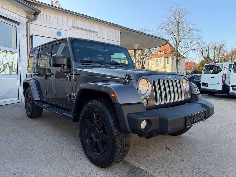 Gebraucht Jeep Wrangler Unlimited Sahara 200 PS (147 kW) 2018 Grau SUV
