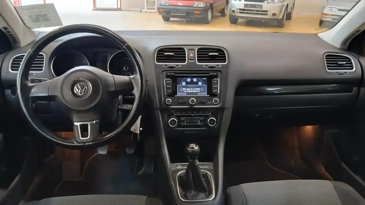 Gebraucht VW Golf VI 140 PS (102 kW) 2011 Silber Kleinwagen