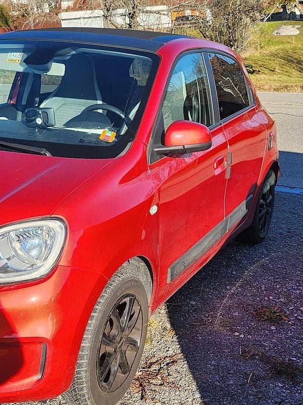 Gebraucht Renault Twingo LIMITED 90 PS (66 kW) 2019 Kleinwagen