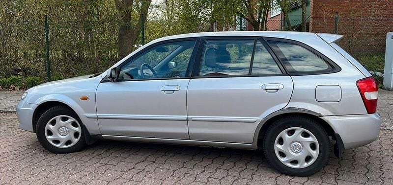 Gebraucht Mazda 323F Exclusive 98 PS (72 kW) 2002 Silber Limousine