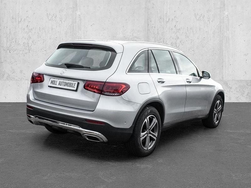 Gebraucht Mercedes GLC400d 330 PS (242 kW) 2021 Hightechsilber metallic SUV