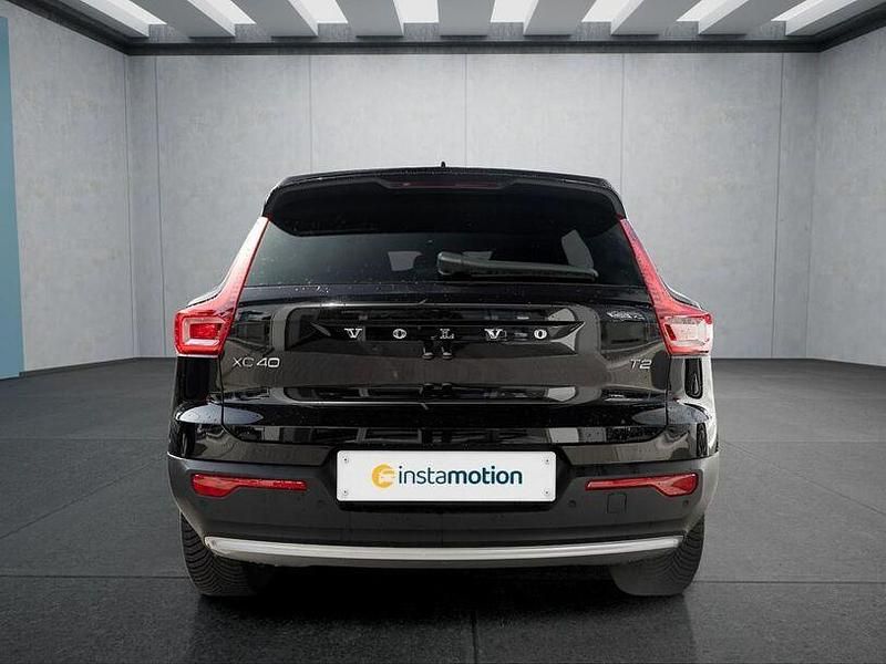 Gebraucht Volvo XC40 129 PS (94 kW) 2023 Schwarz SUV