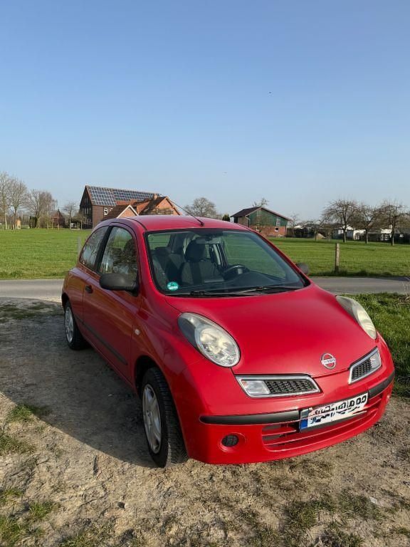 Gebraucht Nissan Micra 65 PS (47 kW) 2009 Rot Limousine
