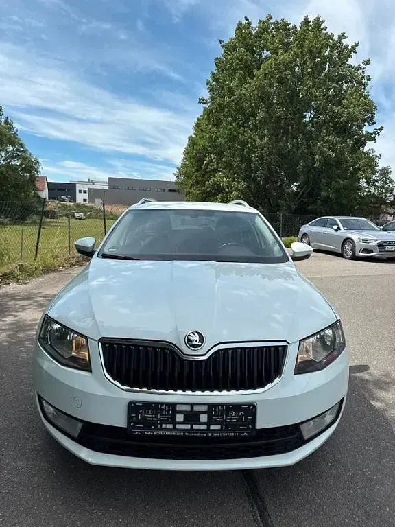 Gebraucht Skoda Octavia 110 PS (80 kW) 2015 Weiß Kombi