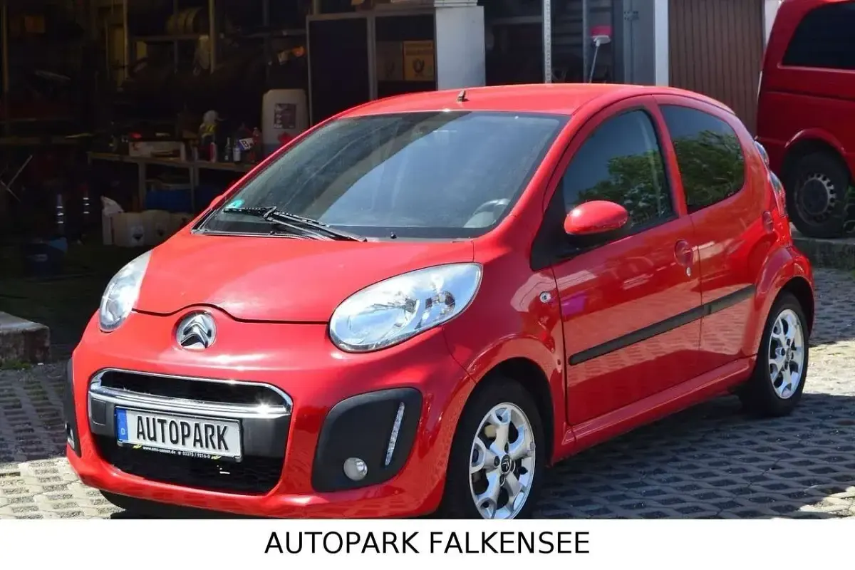 Gebraucht Citroën C1 SELECTION 68 PS (50 kW) 2013 Rot Kleinwagen