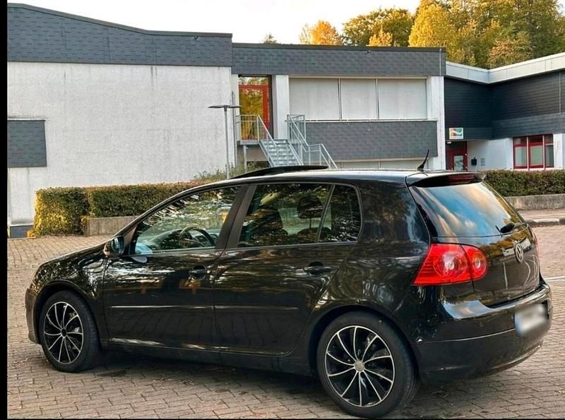 Gebraucht VW Golf V 75 PS (55 kW) 2007 Schwarz Kleinwagen
