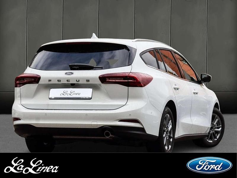 Neu Ford Focus Titanium 155 PS (114 kW) 2025 Weiss Kombi