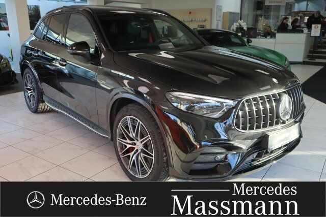 lack obsidianschwarz Gebraucht 2023 Mercedes GLC63 AMG AMG SUV | 93.990 € (Fairer Preis) - Bild 1/4