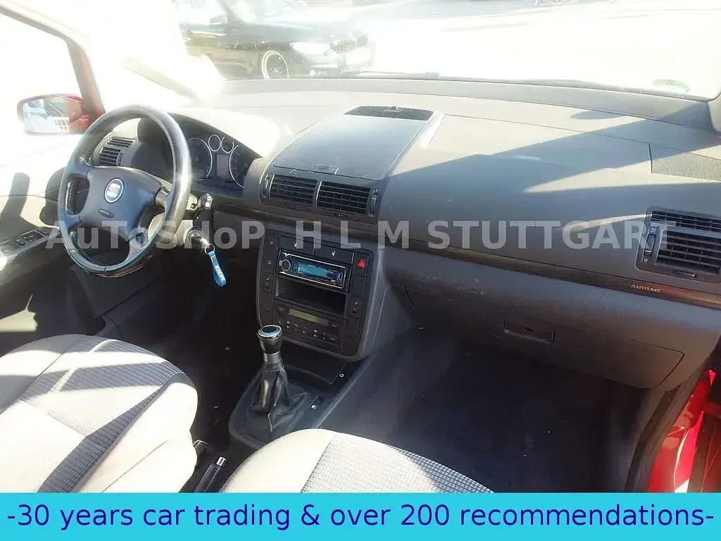 Używany Seat Alhambra 150 KM (110 kW) 2004 Czerwony Minivan