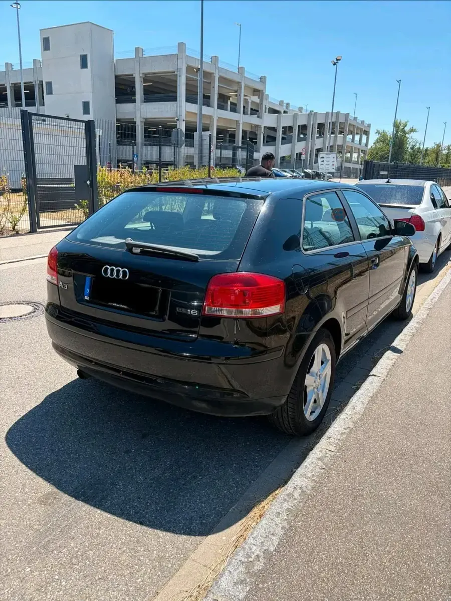 Gebraucht Audi A3 102 PS (75 kW) 2008 Schwarz Kleinwagen