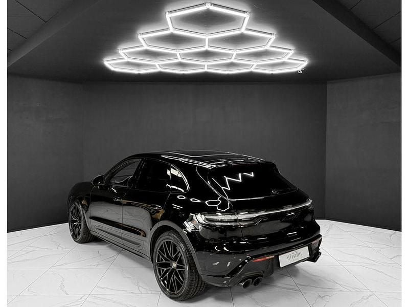 Gebraucht Porsche Macan 441 PS (324 kW) 2021 Schwarz SUV