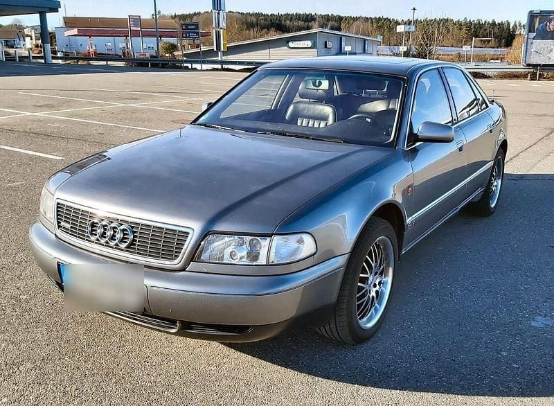 Grau Gebraucht 1995 Audi A8 Performance Limousine | 6.400 € - Bild 1/4