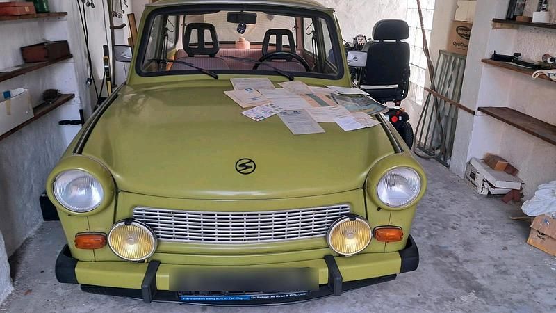 Grün Gebraucht 1988 Trabant 601 Limousine | 4.700 € - Bild 1/4
