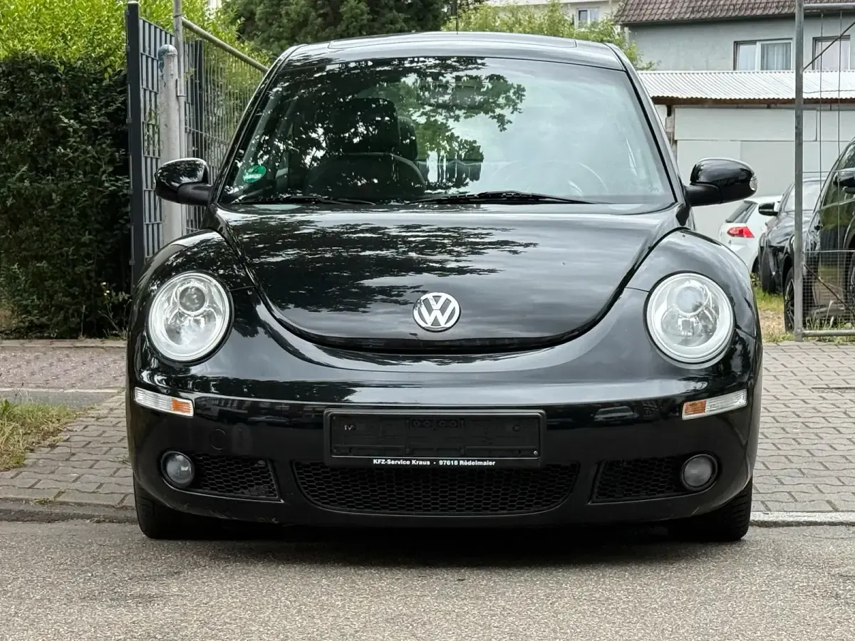 Gebraucht VW New Beetle 115 PS (84 kW) 2006 Schwarz Kleinwagen