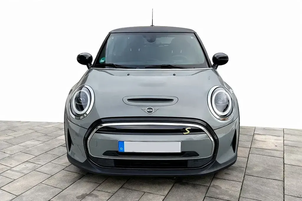 Usata Mini Cooper SE Classic 135 kW (184 CV) 2021 Grigio Utilitaria