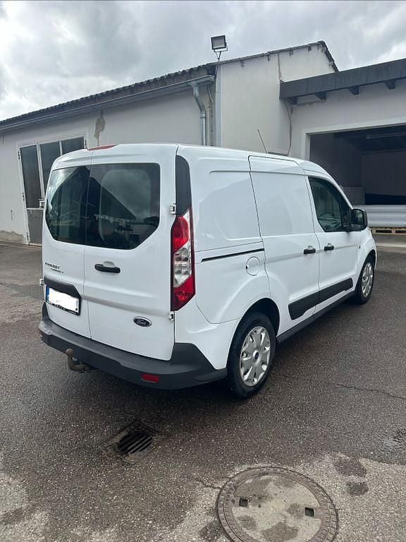 Używany Ford Transit Connect 95 KM (69 kW) 2014 Biały Minivan
