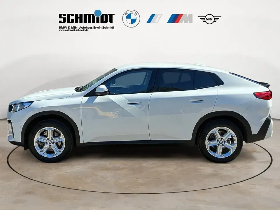 Gebraucht BMW X2 Shadowline 170 PS (125 kW) 2025 Alpinweiß SUV