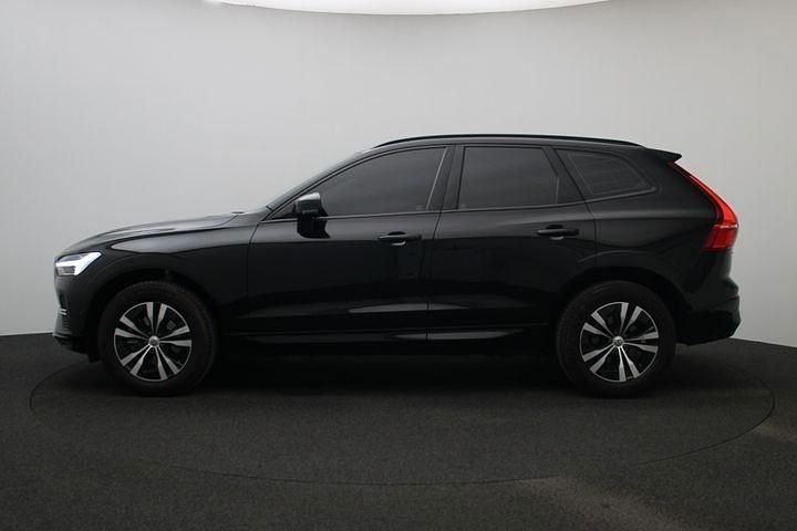 Gebraucht Volvo XC60 Core 250 PS (183 kW) 2024 Schwarz SUV