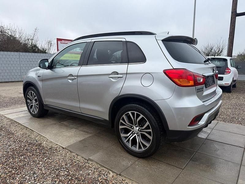 Gebraucht Mitsubishi ASX Edition 117 PS (86 kW) 2018 Silber SUV