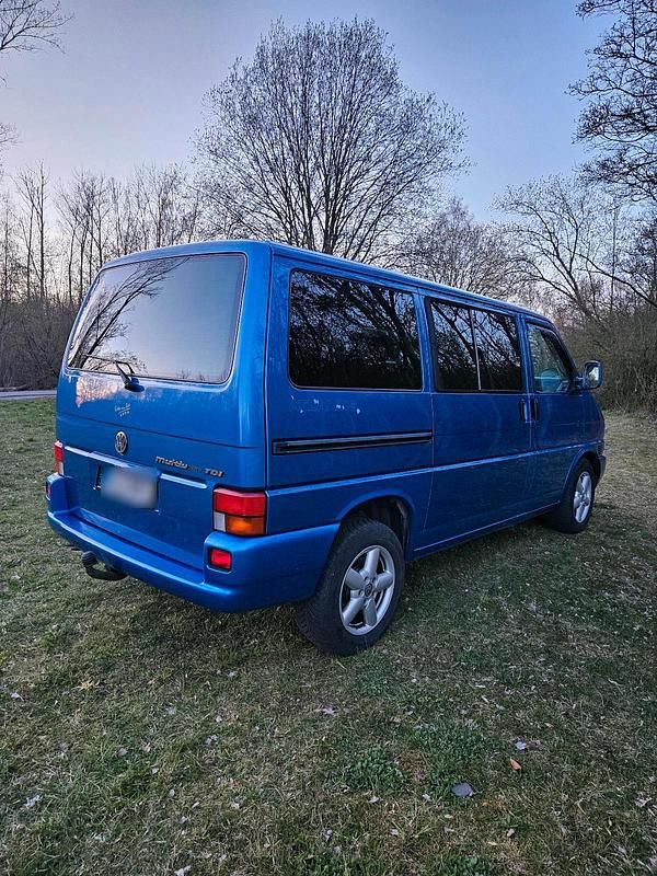 Gebraucht VW T4 151 PS (111 kW) 1999 Blau Van