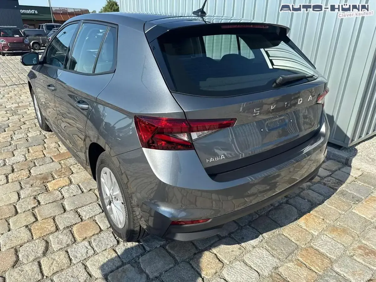Neu Skoda Fabia 116 PS (85 kW) 2026 Graphitgrau metallic Kleinwagen