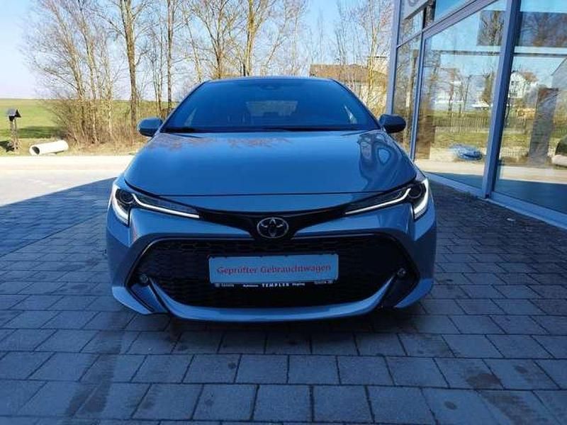Gebraucht Toyota Corolla Team 116 PS (85 kW) 2020 Cement grey (metallic) Limousine