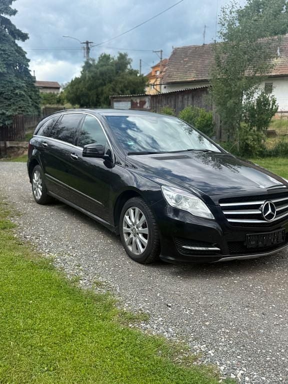Gebraucht Mercedes R350 265 PS (194 kW) 2011 Schwarz Van / Kleinbus