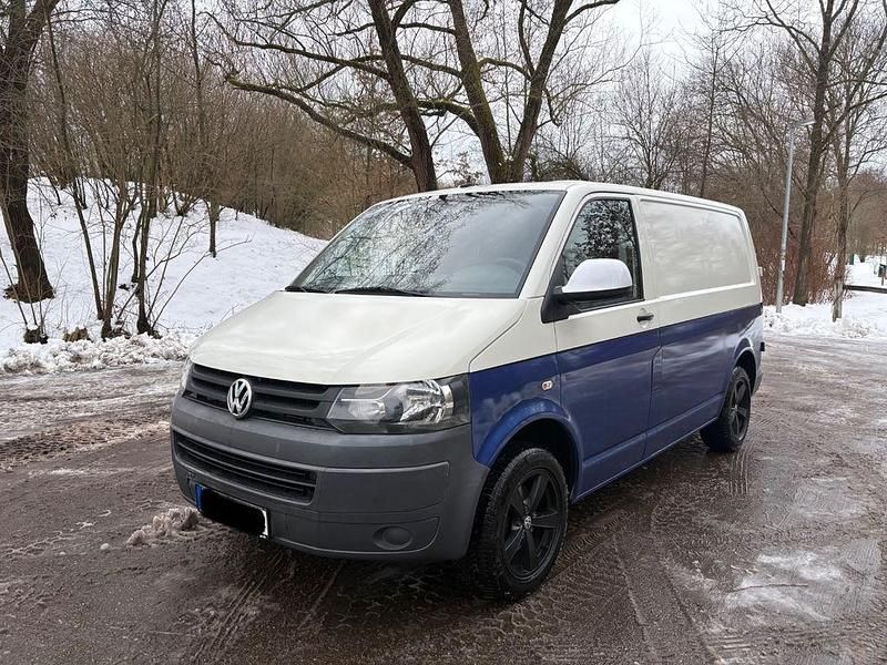 Weiß Gebraucht 2010 VW Transporter Van | 7.299 € (Fairer Preis) - Bild 1/4