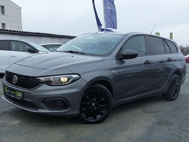 Gebraucht Fiat Tipo Street 95 PS (69 kW) 2019 Grau Kombi