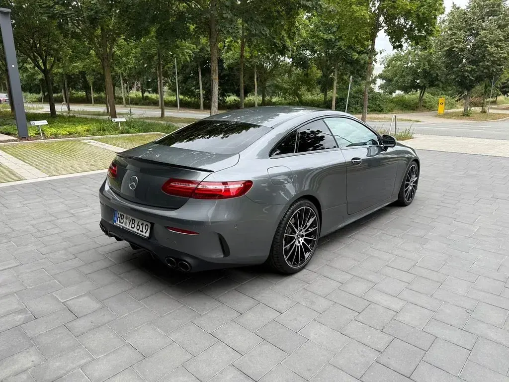 Gebraucht Mercedes E300 AMG 245 PS (180 kW) 2018 Grau Coupé