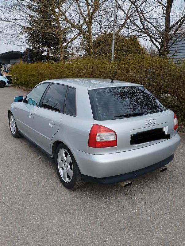 Second-hand Audi A3 210 CP (154 kW) 2002 Argintiu Hatchback