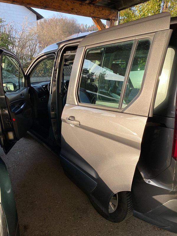 Gebraucht Ford Transit Connect 120 PS (88 kW) 2019 Grau Van / Kleinbus