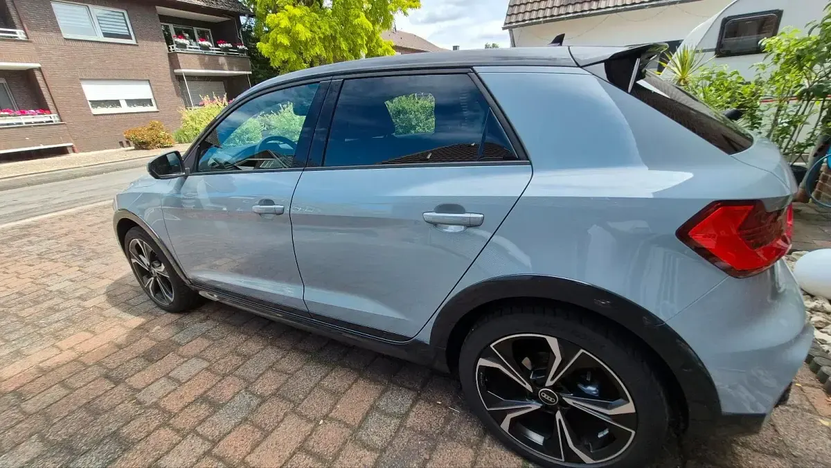 Gebraucht Audi A1 150 PS (110 kW) 2023 Grau SUV