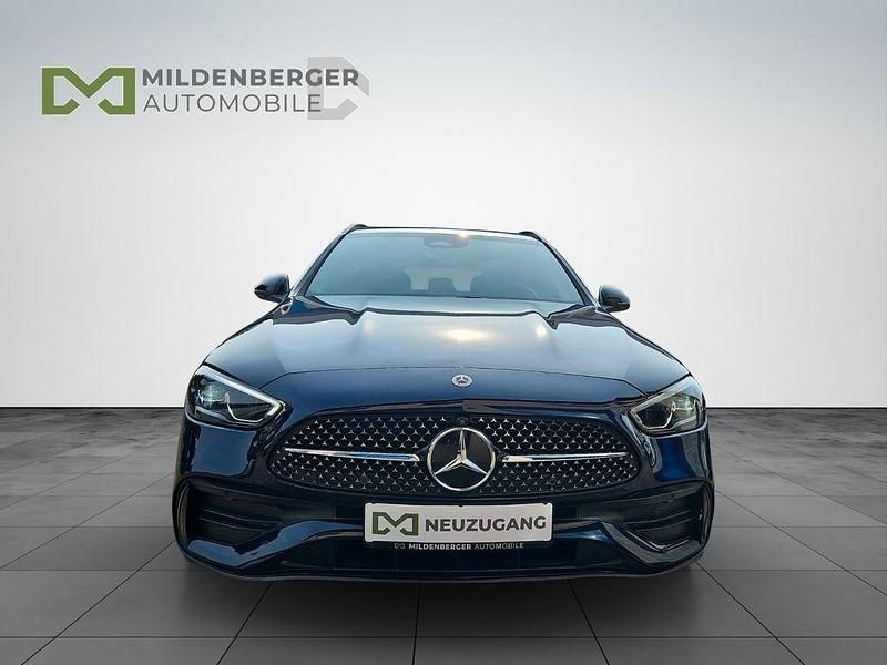 Blau Gebraucht 2022 Mercedes C200 AMG Limousine | 37.490 € (Fairer Preis) - Bild 1/4