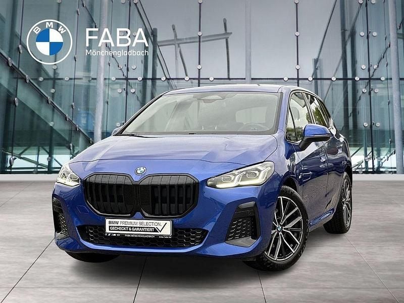 Blau Gebraucht 2024 BMW 218 Active Tourer Efficient Dynamics Van / Kleinbus | 35.990 € (Etwas zu teuer) - Bild 1/4